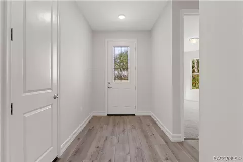 Entry Way - 1565 W Pearson St, Hernando, FL 34442 photo 2 of 4