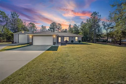 9085 SW 202nd Avenue Rd, Dunnellon, FL 34431