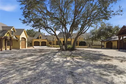3591 N Wagon Pt, Beverly Hills, FL 34465