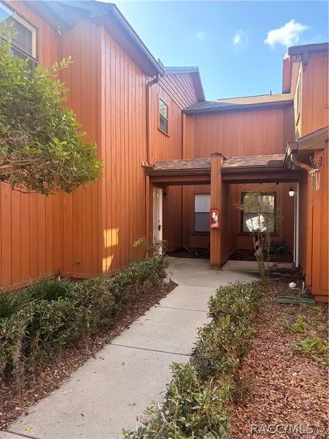 2701 NE 10th St #704, Ocala, FL 34470