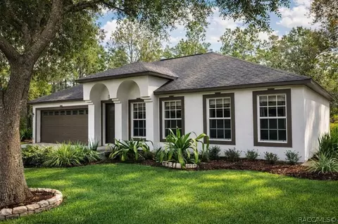 71 Corkwood Blvd, Homosassa, FL 34446