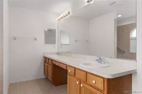 Bath - 3798 N Chandler Dr, Hernando, FL 34442 photo 1 of 4