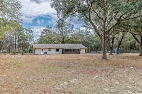 Exterior - 2180 N Trucks Ave, Hernando, FL 34442 photo 9 of 10