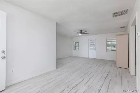 Living - 2180 N Trucks Ave, Hernando, FL 34442 photo 6 of 6