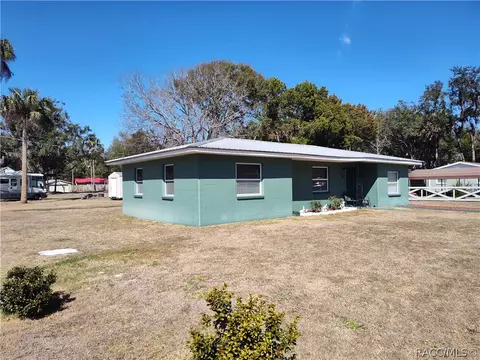 Exterior - 50 Risher Ave, Inglis, FL 34449 photo 1 of 4