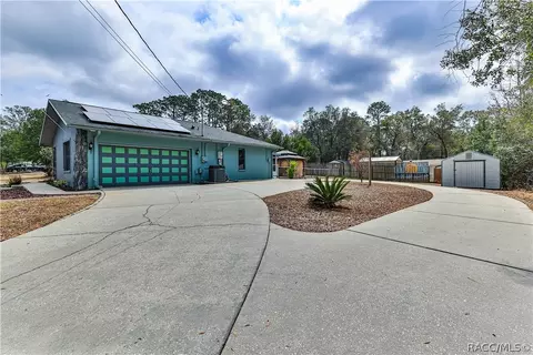 Exterior - 6056 E Devon Ln, Inverness, FL 34452 photo 2 of 6