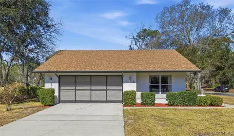 2 Fairwoods Ct, Homosassa, FL 34446