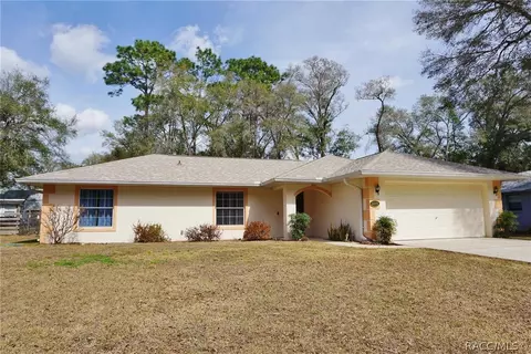 6079 E Penrose St, Inverness, FL 34452