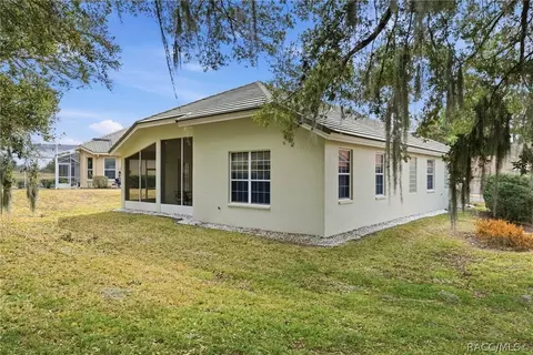 Exterior - 2025 N Gibson Pt, Hernando, FL 34442 photo 8 of 14