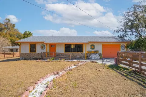 1711 N Croft Ave, Inverness, FL 34453