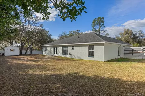 Exterior - 1380 E Silver Thorn Loop, Hernando, FL 34442 photo 6 of 11