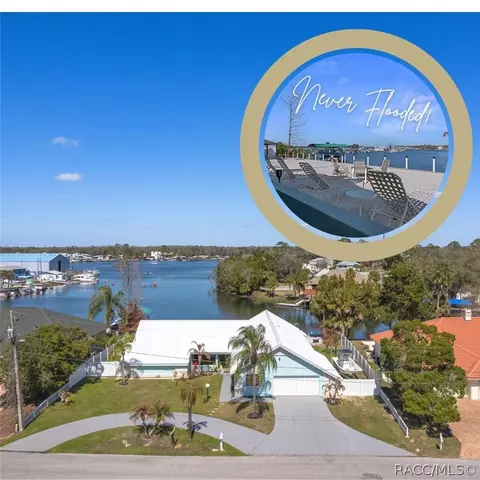 171 SW 3rd St, Crystal River, FL 34429