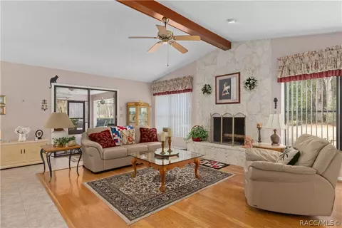 Living - 305 W Chase St, Hernando, FL 34442 photo 3 of 3