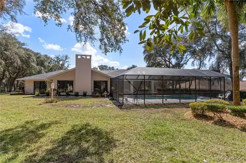 Exterior - 305 W Chase St, Hernando, FL 34442 photo 12 of 16