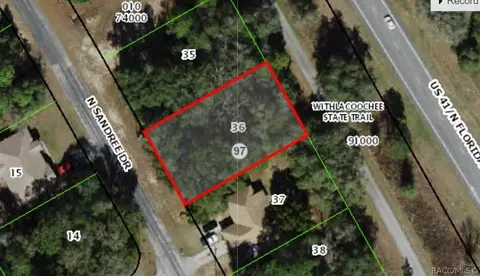 9709 N Sandree Dr, Citrus Springs, FL 34434