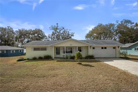 7414 S Duval Island Dr, Floral City, FL 34436