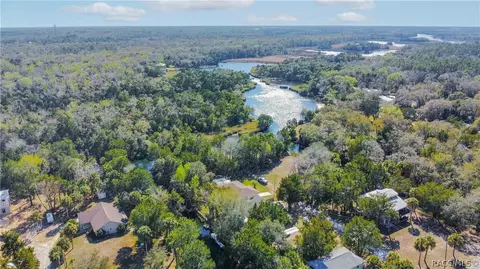 2271 S Todd Pt, Homosassa, FL 34448 photo 4