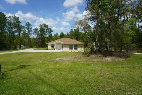 Exterior - 1933 W Union St, Hernando, FL 34442 photo 13 of 14
