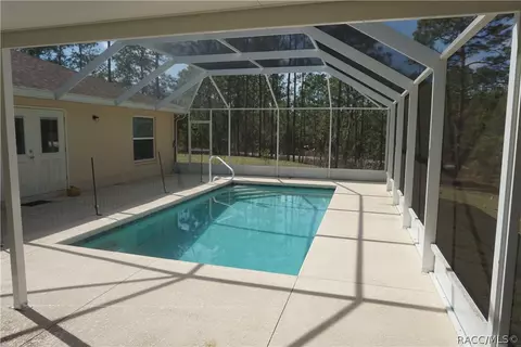 Exterior - 1933 W Union St, Hernando, FL 34442 photo 5 of 14