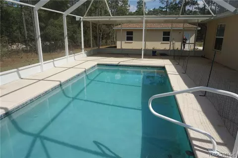 Exterior - 1933 W Union St, Hernando, FL 34442 photo 8 of 14
