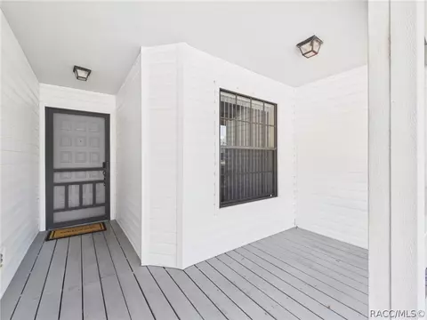 Exterior - 2322 N Saint Johns Pt, Hernando, FL 34442 photo 5 of 8