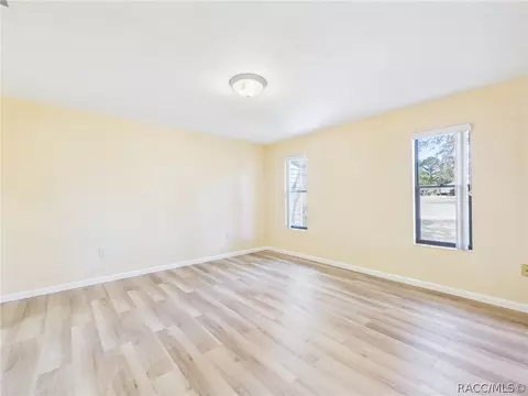 Living - 2322 N Saint Johns Pt, Hernando, FL 34442 photo 9 of 10