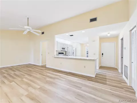 Living - 2322 N Saint Johns Pt, Hernando, FL 34442 photo 3 of 10