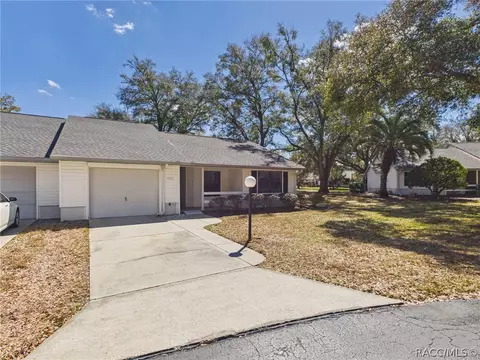 Exterior - 2322 N Saint Johns Pt, Hernando, FL 34442 photo 2 of 8