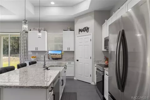 Kitchen - 74 E Dusty Ct, Hernando, FL 34442 photo 3 of 5