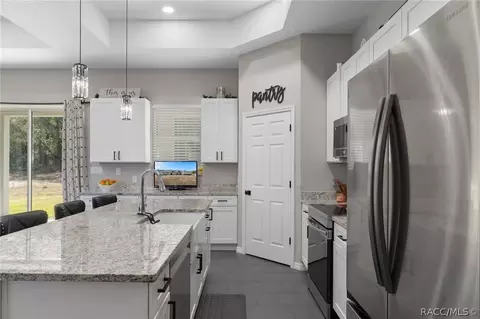 Kitchen - 74 E Dusty Ct, Hernando, FL 34442 photo 3 of 5