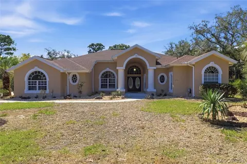 24 Boston Ivy Ct, Homosassa, FL 34446