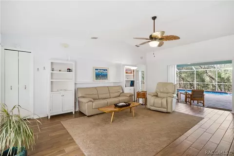 Living - 629 W Liberty St, Hernando, FL 34442 photo 1 of 2