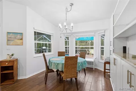 Dining - 629 W Liberty St, Hernando, FL 34442 photo 1 of 2