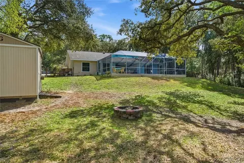 Exterior - 629 W Liberty St, Hernando, FL 34442 photo 9 of 10
