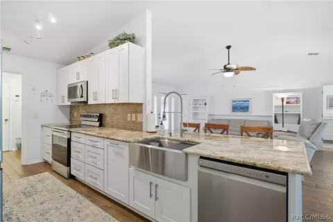 Kitchen - 629 W Liberty St, Hernando, FL 34442 photo 3 of 4