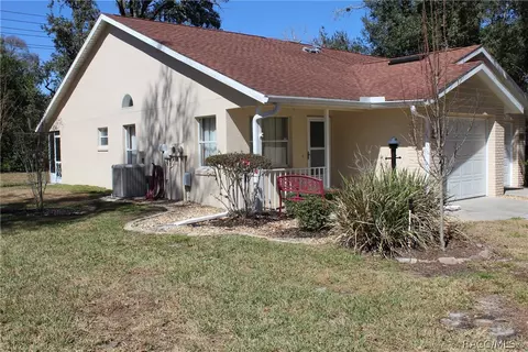 901 W Penn Hills Ct, Beverly Hills, FL 34465