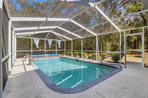 Exterior - 1737 W Olympia St, Hernando, FL 34442 photo 9 of 11