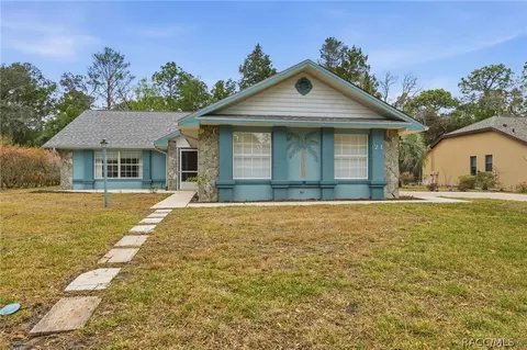 21 Sweetgum Ct S, Homosassa, FL 34446
