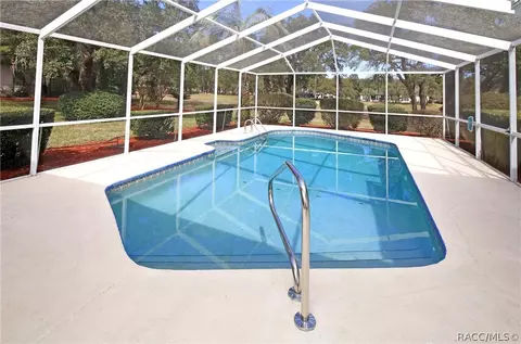 Exterior - 85 E Keller Ct, Hernando, FL 34442 photo 5 of 11