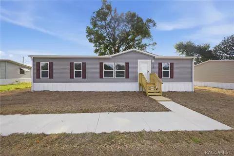 1560 NE 162nd St, Citra, FL 32113