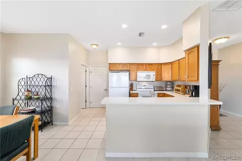 Kitchen - 6310 N Keel Dr, Hernando, FL 34442 photo 5 of 5
