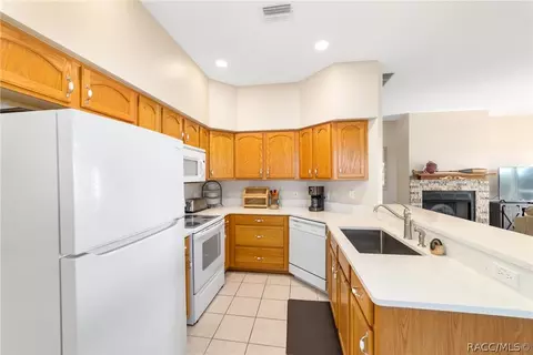 Kitchen - 6310 N Keel Dr, Hernando, FL 34442 photo 1 of 5