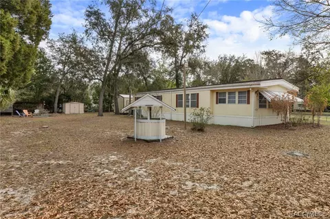 5535 S Scarlet Oak Ter, Homosassa, FL 34446
