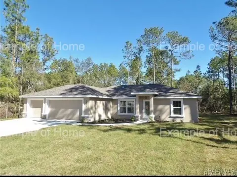 2923 W Manitoba Pl, Dunnellon, FL 34433