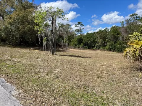 420 Cabot St, Inverness, FL 34452