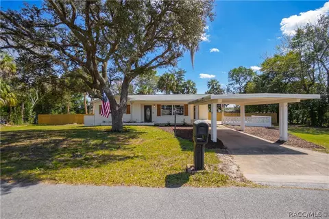 25 N Harrison St, Beverly Hills, FL 34465
