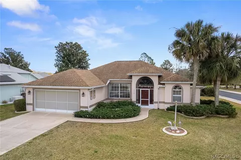 Exterior - 3774 E Lake Todd Dr, Hernando, FL 34442 photo 2 of 15