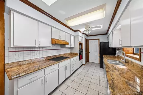 Kitchen - 1 Cherry Ln, Ocala, FL 34472 photo 3 of 5