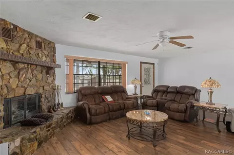 Living - 4414 E Shorewood Dr, Hernando, FL 34442 photo 2 of 3