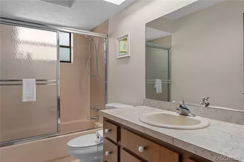 Bath - 4414 E Shorewood Dr, Hernando, FL 34442 photo 3 of 3